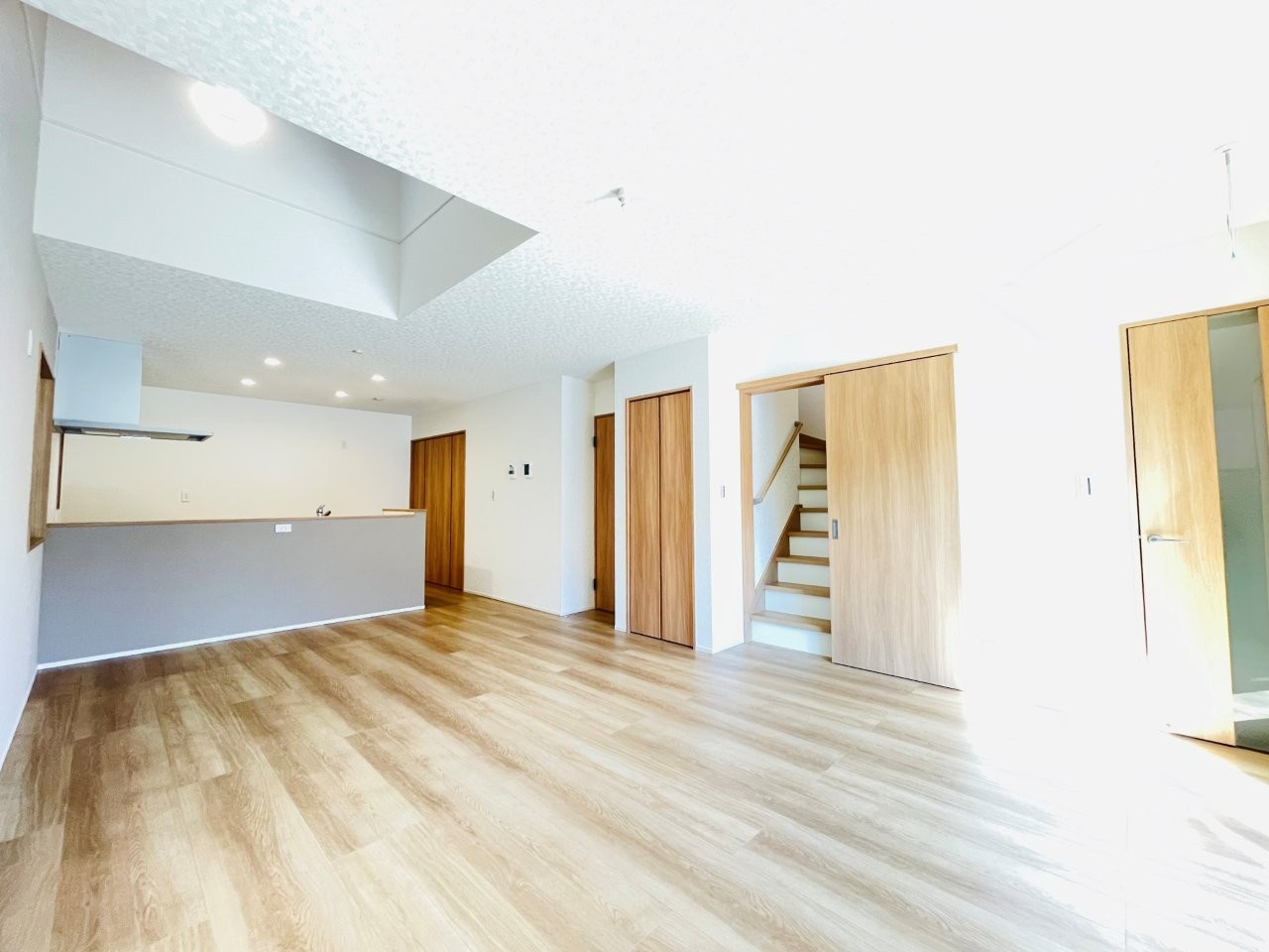 豊田市畝部東町第4　新築分譲住宅　全2棟　2号棟の居間・リビング|家族団らんできるくつろぎのリビングルーム。