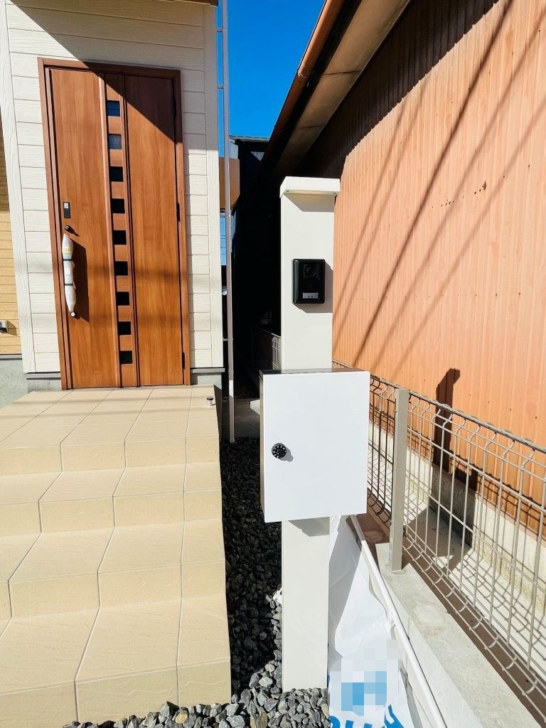 豊田市畝部東町第4　新築分譲住宅　全2棟　2号棟のその他|飽きのこないシンプルなデザインのポスト。