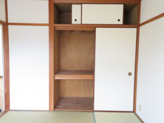 【収納】 | プラザハイツⅠ | 同タイプの別の部屋の写真です（左右反転）