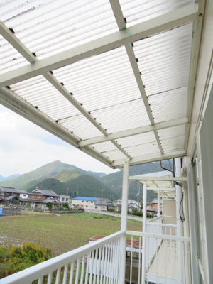 【バルコニー】 | プラザハイツⅠ | 同タイプの別の部屋の写真です（左右反転）
