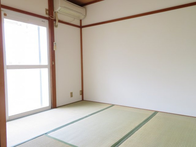 【和室】 | プラザハイツⅠ | 同タイプの別の部屋の写真です（左右反転）