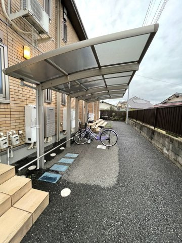 ハピネスさくらのその他共用部分|駐輪場に自転車も停められます♪