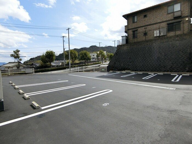 【駐車場】リオッサ