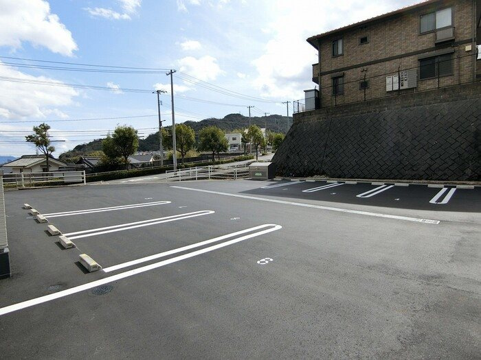 【駐車場】リオッサ 