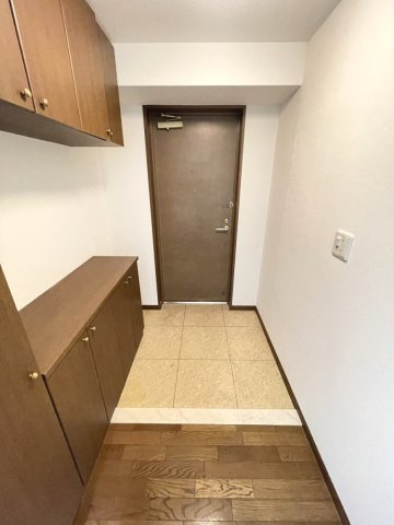 阪急ヒルズコート高槻　7番館の玄関|毎日通る玄関はこちらです