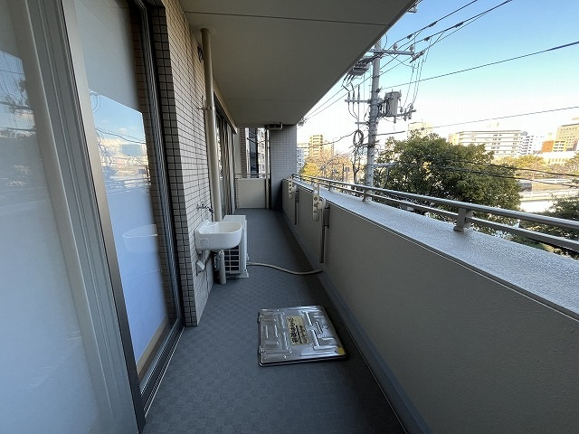 パークコート加古町のバルコニー