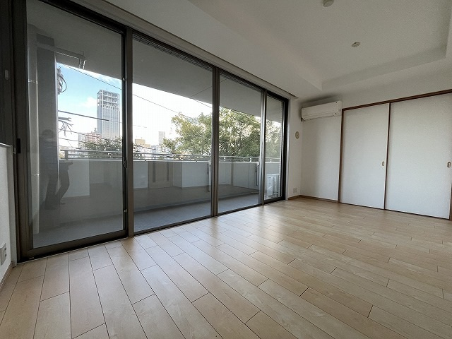 パークコート加古町の洋室