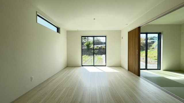 【洋室】 | 秦野市曽屋　全18棟　新築住宅