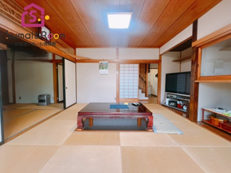 【居間・リビング】 | 南館3丁目 中古戸建