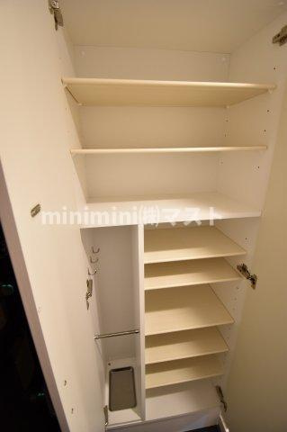 ファステート大阪上本町ソーレの収納