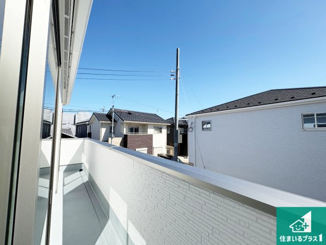 栗東市小柿　第1期　新築一戸建てのバルコニー|日当たりのよいバルコニー！お部屋が開放的に！