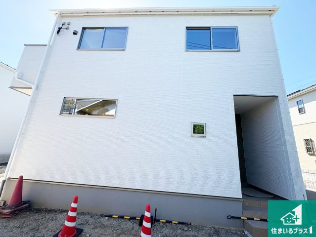 栗東市小柿　第1期　新築一戸建ての外観|安心の10年保証！外観を美しく保ち、雨水で汚れを落とします！気になることがありましたら、お気軽にお問い合わせください！