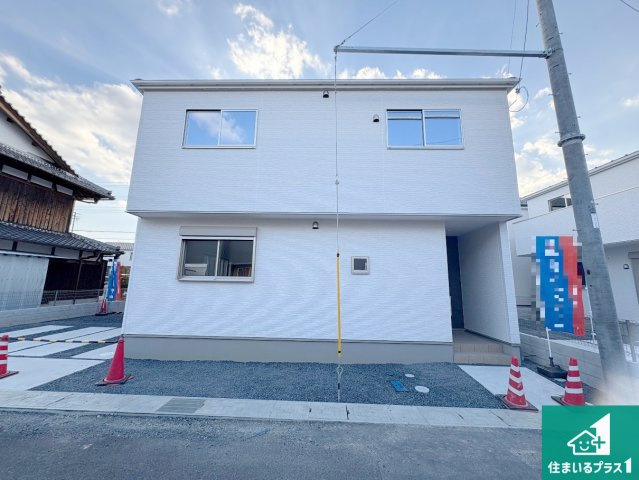 栗東市小柿　第1期　新築一戸建ての外観|お客様に長く安心して住んでいだだける事にこだわった家づくり！住んでからのアフターサービスにもしっかりと取り組んでいます！