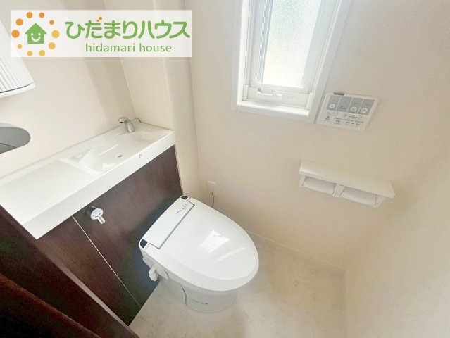【トイレ】 | 土浦市乙戸　中古戸建 | トイレは1F、2F共に完備！取り合いになることがありませんね(^^)/