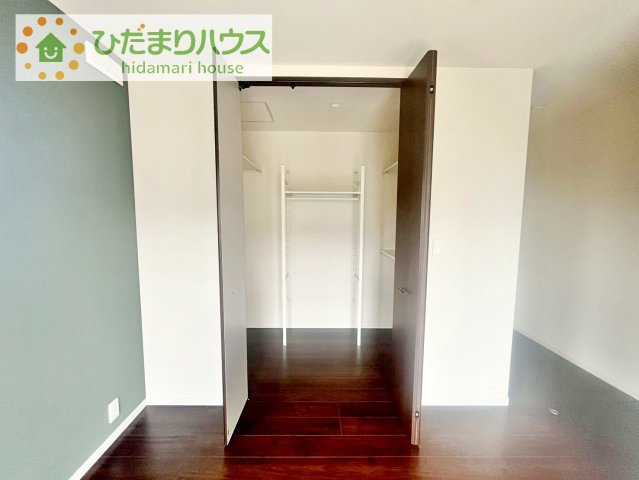 【収納】 | 土浦市乙戸　中古戸建 | 新婚さんにおすすめ！奥様に喜ばれる収納たっぷりのウォークインクローゼット付です☆