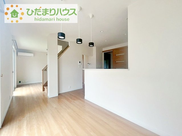 【居間・リビング】 | 土浦市乙戸　中古戸建 | 早くお仕事終わらせて、家に帰りたくなるようなリビングです(^^♪