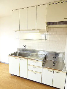 千葉市若葉区都賀3丁目　収益マンションのキッチン