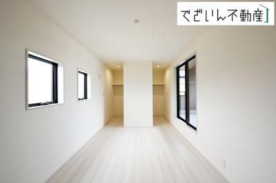 【洋室】 | Livele Garden.S熊谷市新堀新田第3　新築住宅 | センスが求められるプライベート空間だからこそ、自分の個性を飾るにふさわしい癒しと寛ぎの空間を演出します。
現地(2025年9月撮影)