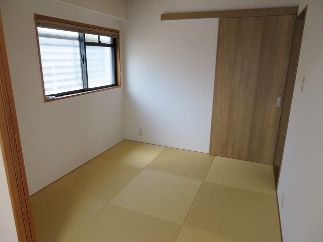 ジェイシティ橋本町音楽大学前の和室