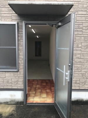 【玄関】 | 北栄町テナント