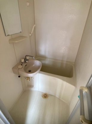 ハピーハイツ亀戸の浴室