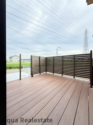 高松市円座町の新築一戸建の庭|たまにはお庭で休日を過ごしてみるのもよいかもしれません