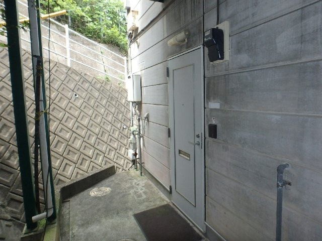 S1404R　コーポジャストの玄関