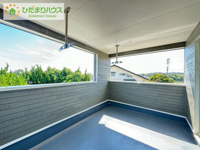 北茨城市中郷町粟野第1　新築戸建　2号棟のバルコニー|人気が高いインナーバルコニーを採用♪天候を気にせず洗濯物を干せ、紫外線も気にせずに済みます(*^^)v