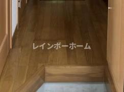 コーポサンヒルズの玄関