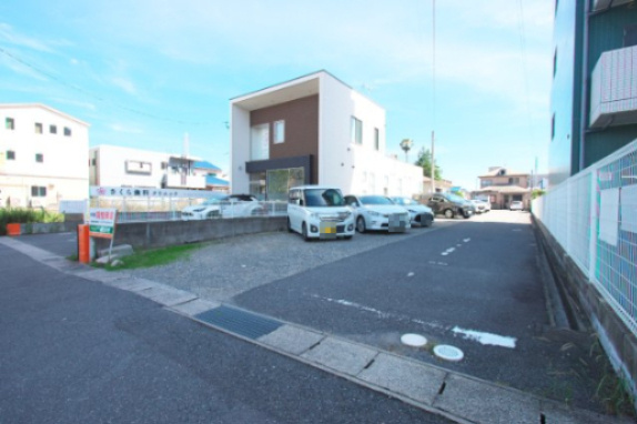 柴崎駐車場