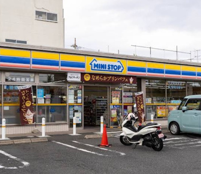 【周辺】 | 鹿浜4丁目マンション | ミニストップ 鹿浜４丁目店まで515ｍ