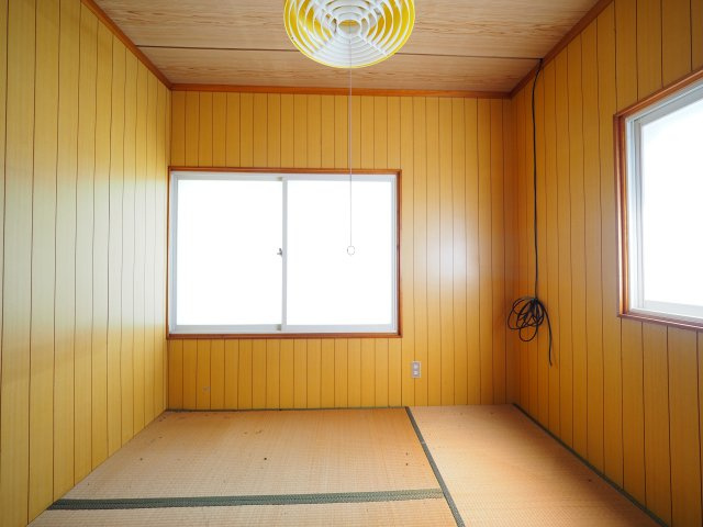  | 大仙市大曲西根字杉矢崎 5DKの車庫付き中古戸建て住宅