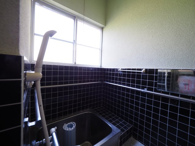  | 大仙市大曲西根字杉矢崎 5DKの車庫付き中古戸建て住宅