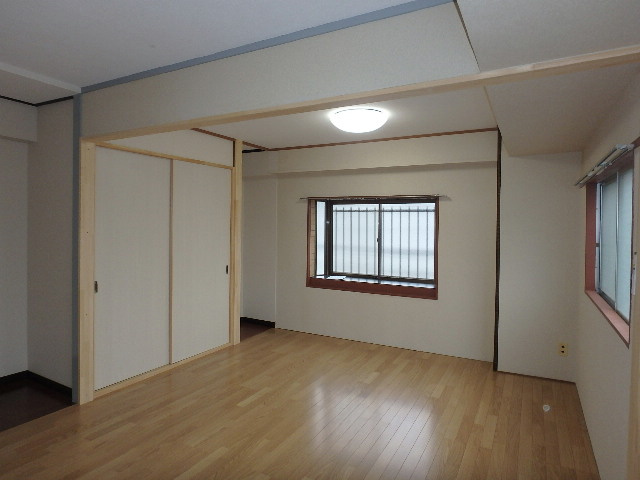 S0744R　中村ハイツの収納