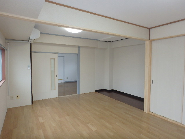 S0744R　中村ハイツの洋室