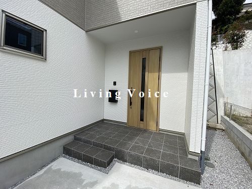 【エントランス】 | 【仲介手数料０円】藤沢市善行坂1期　新築一戸建て　全3棟 | 藤沢市善行坂1期　新築一戸建て　全3棟