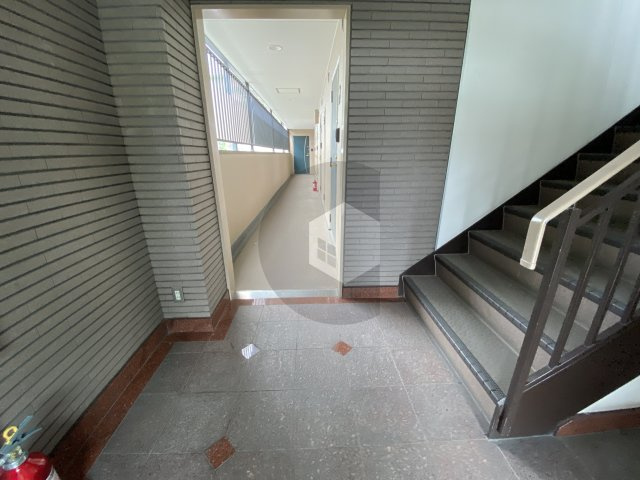 ハイウッズナガタのロビー