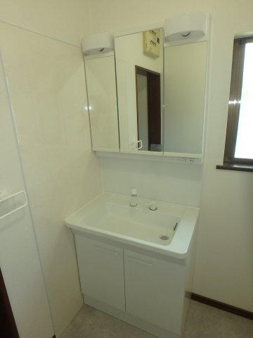 浜ノ茶屋　戸建貸家の洗面所