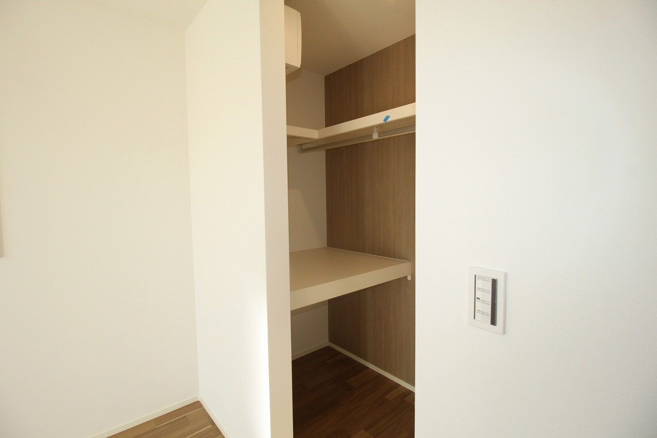 香美市土佐山田町宝町2丁目　Ｂ号棟　新築戸建の収納|2Ｆ　南西の部屋　7.1帖