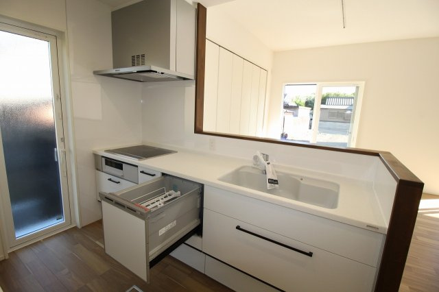 香美市土佐山田町宝町2丁目　Ｂ号棟　新築戸建のキッチン|食器洗浄乾燥機