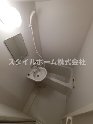 【浴室】 | ガーデンコート平松AP | 同建物内別部屋の写真です。