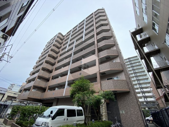 レガーロ布施の外観