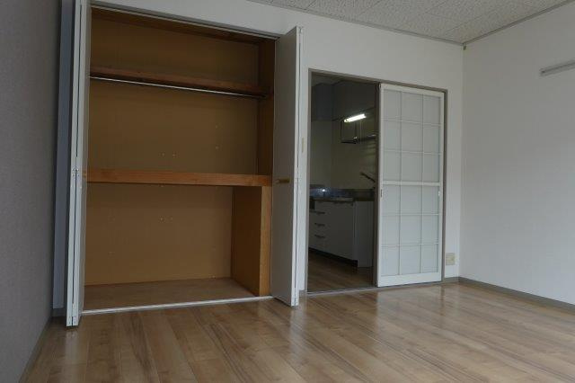 倉敷市安江のアパートの寝室|洋室