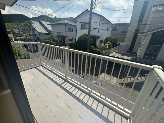 【バルコニー】 | 福岡市早良区野芥６丁目　中古戸建☆仲介手数料無料☆ | バルコニーは日当たりが一番！それでいうならこの物件は大合格です。