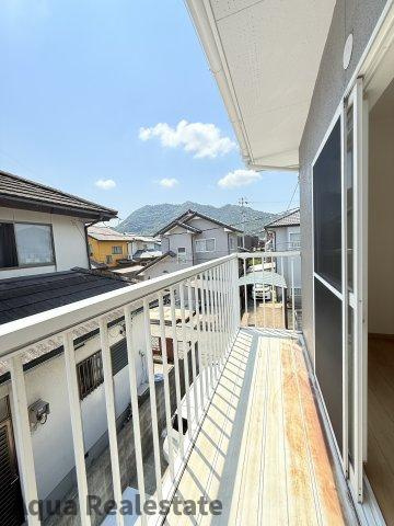 高松市国分寺町新名　リノベ住宅のバルコニー