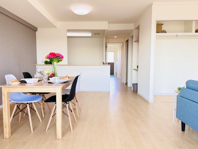 キャッスル峰壱番館の居間・リビング