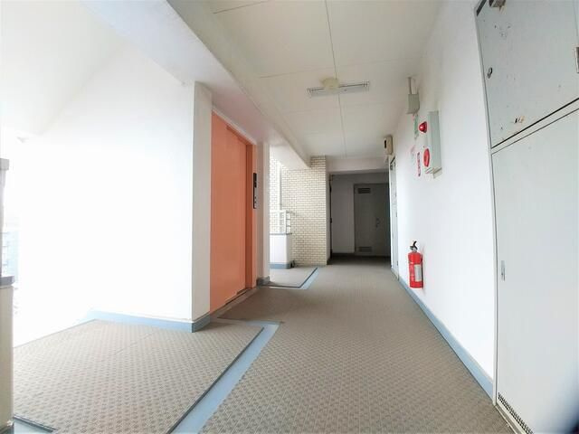 グランベール２号館のロビー