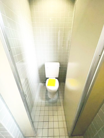 ニューインダストリービルのトイレ