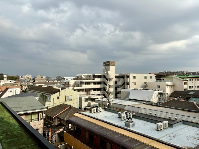 コアパレス常葉６の展望|写真は他室