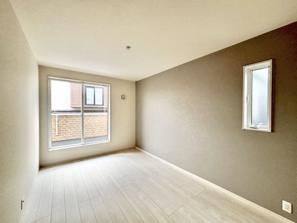 リーブルガーデン豊田市美里　全3棟　新築戸建の洋室